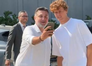 Jannik Sinner al J Medical di Torino: controlli superati a pieni voti dopo il trionfo a Wimbledon