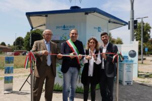 Torino, inaugurato il nuovo Punto Acqua SMAT a Villaretto