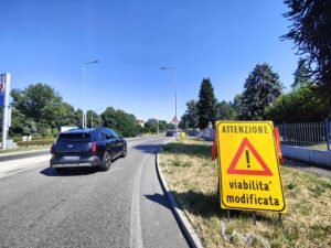Bus Venaria Reale, traffico limitato fino all’11 luglio per lavori Italgas