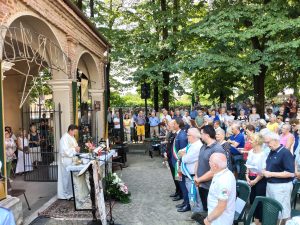 Volpiano, festa di San Rocco: svelato il crocifisso ligneo restaurato