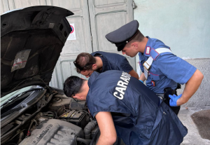 Lavoratori in “nero” e telecamere spia nei locali: denunciati due imprenditori <br>
