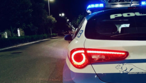 Sorpresi a rovistare nell’auto in sosta con il flessibile al seguito: arrestati in due a Madonna di Campagna